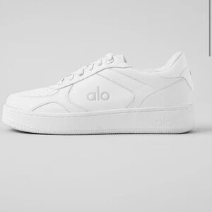 Neve worn outside!!! Perfect  condition!